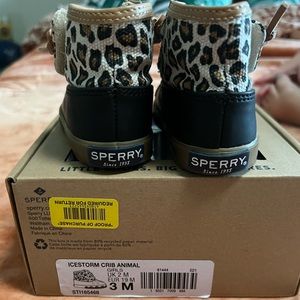 New sperry ice storm crib animal boot